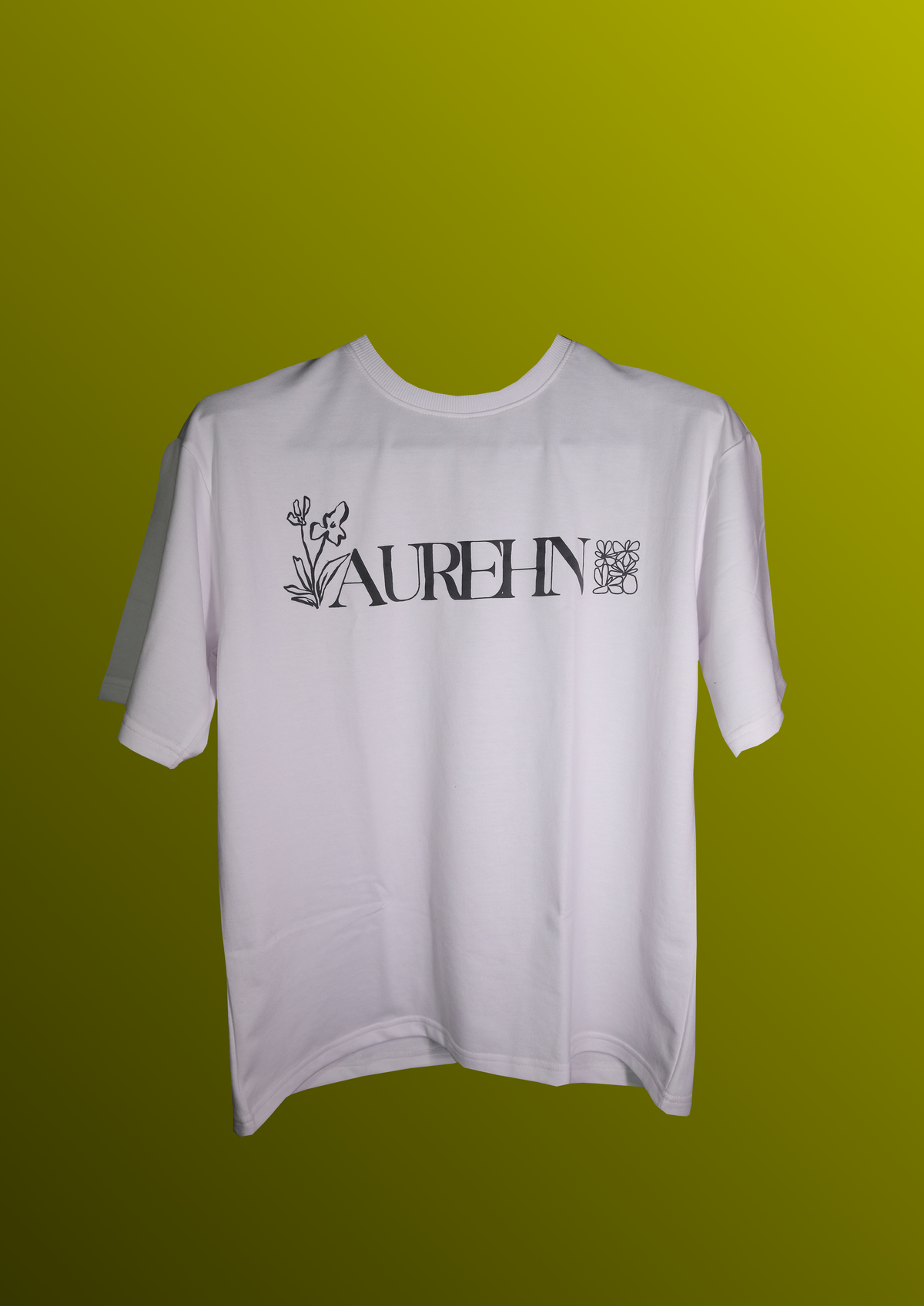 White T-shirt ￼